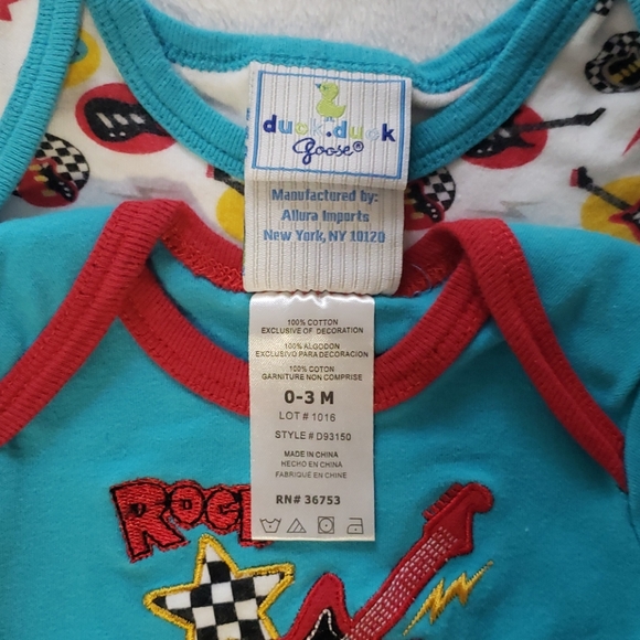 Red & Blue Rock n Roll Onesies 🎸 - Picture 4 of 4